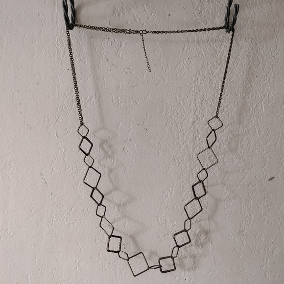 Super Long Geometric Necklace - Picture 2 of 3